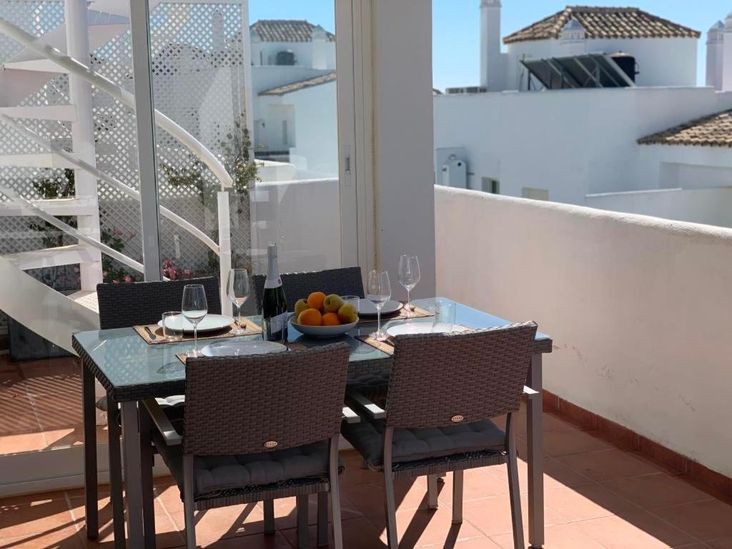 Atico Romano Estepona Zewnętrze zdjęcie